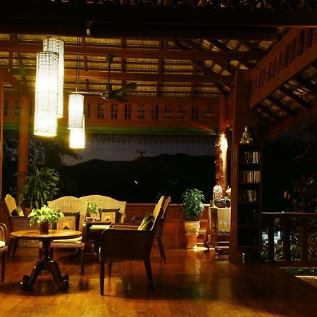 Khum Lanna Hotel Phrau Kültér fotó