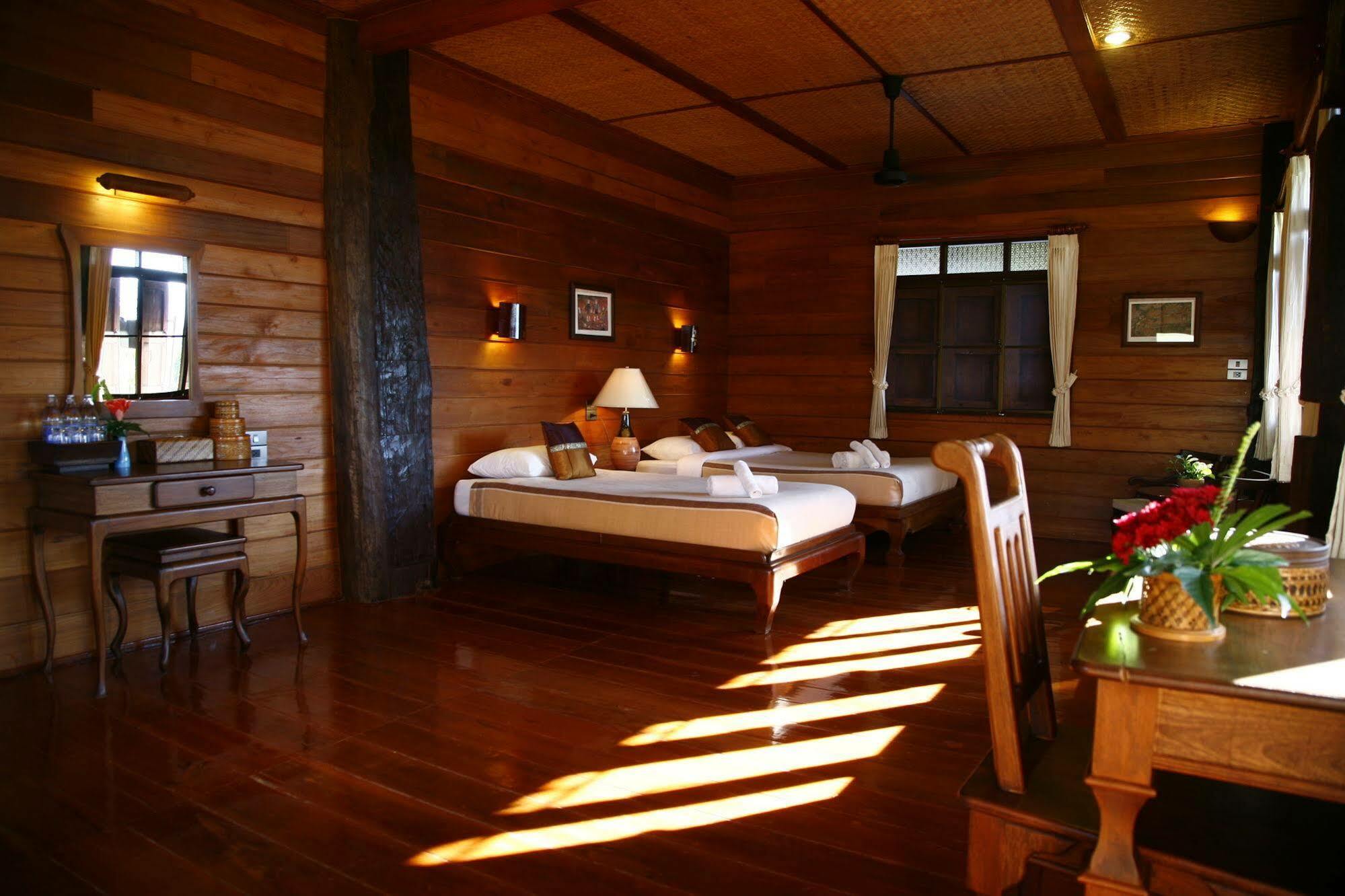 Khum Lanna Hotel Phrau Kültér fotó